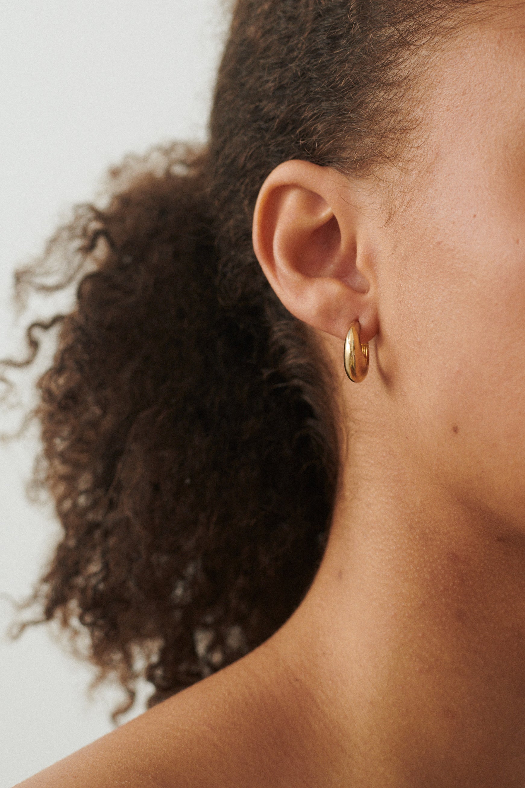 Mini Globe huggies - forgyldt